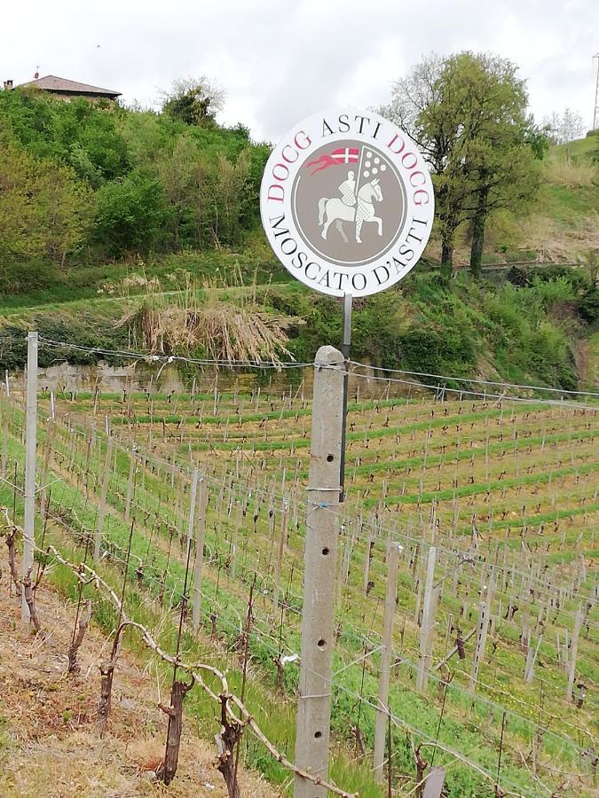 La Giribaldina Winery & Farmhouse Calamandrana Exterior foto